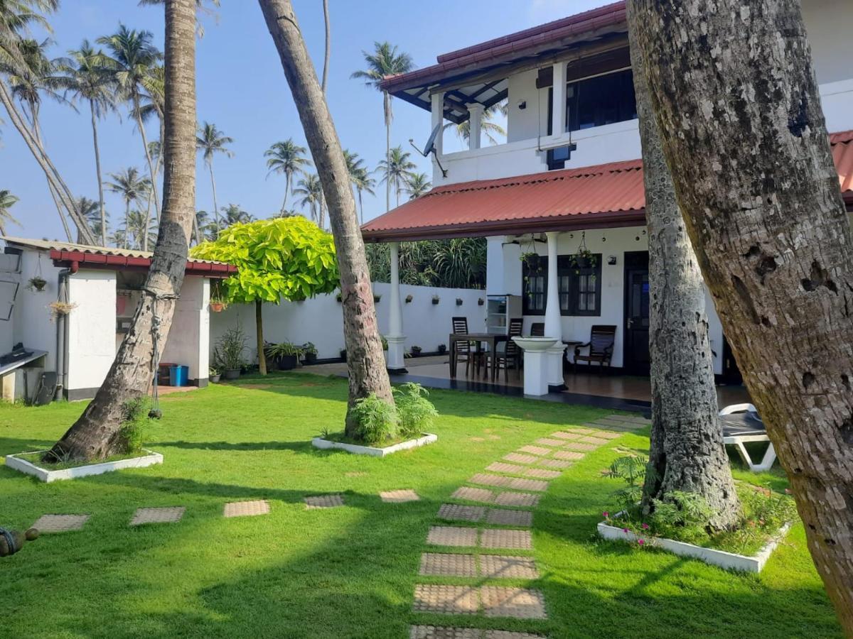 Ashen'S Beach House Bussa Extérieur photo