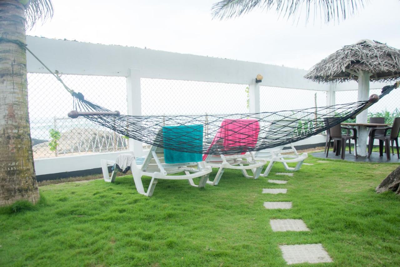 Ashen'S Beach House Bussa Extérieur photo