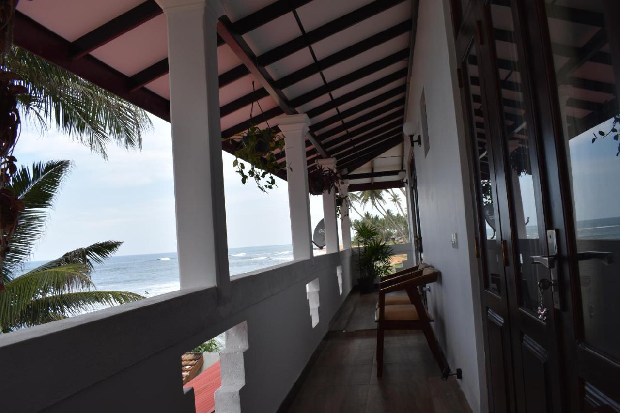 Ashen'S Beach House Bussa Extérieur photo